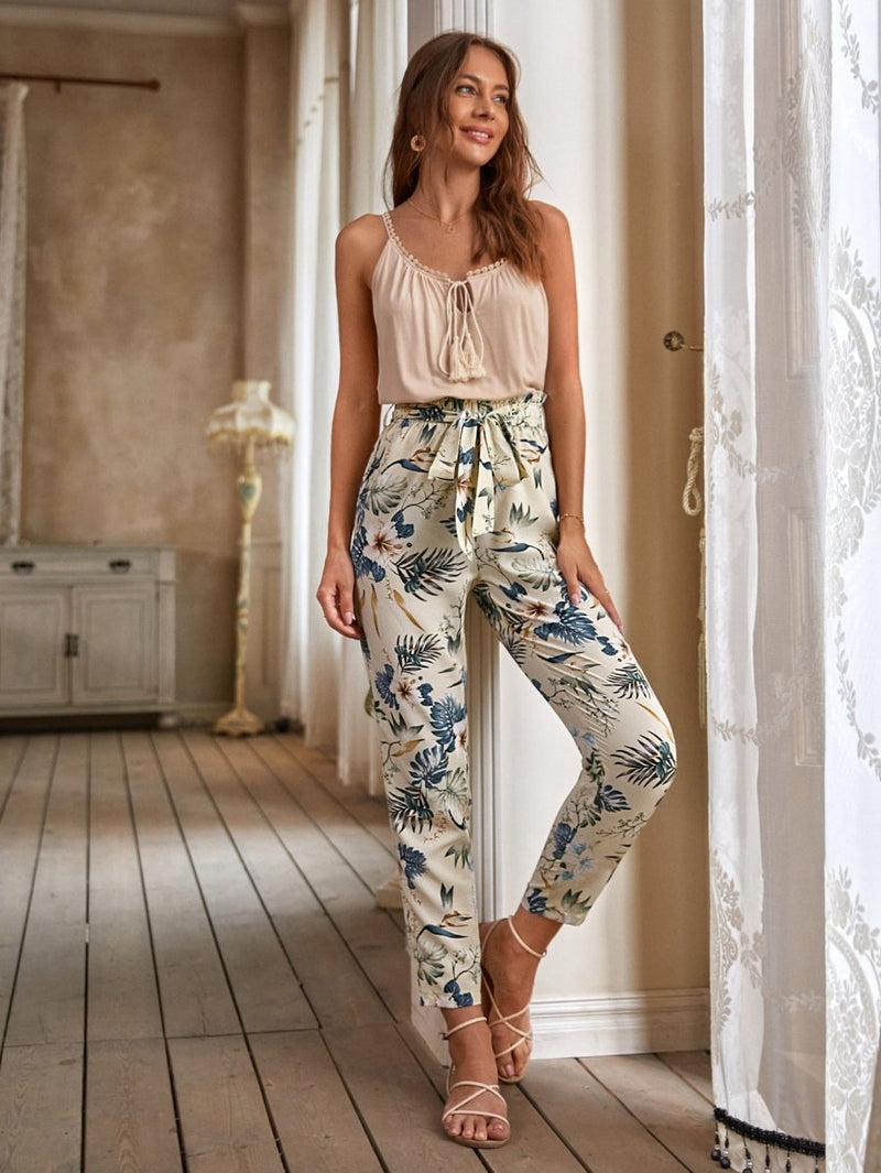 Calça com Cinto Estampa Floral